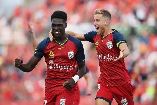 大胜晋级！五个球全由新人包办，曼城这场5-0赢出“未来的味道”